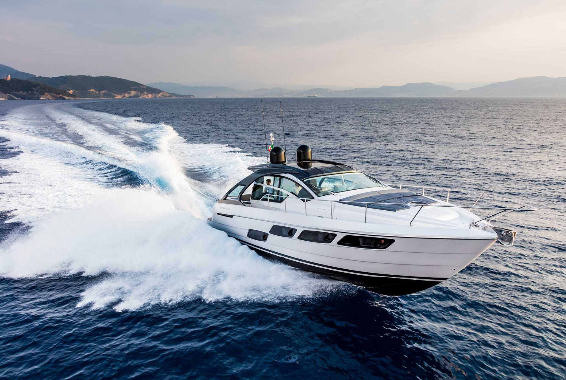 Pershing 5x